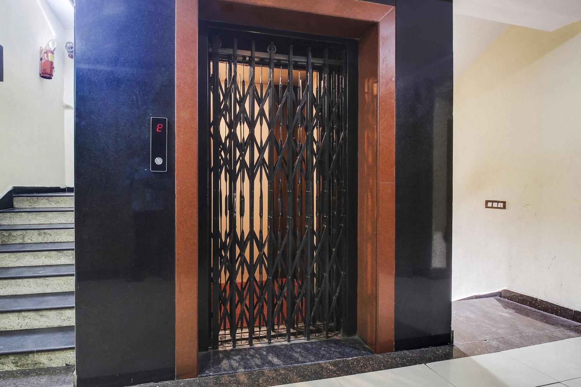 Flagship Grand Sandarshini Inn Near Mgbs Bus Station Hajdarabad Zewnętrze zdjęcie